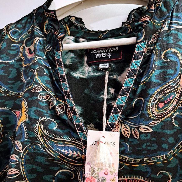 Johnny Was Twilight Shadow Ruffled Peasant Top Size Large - Picture 6 of 9